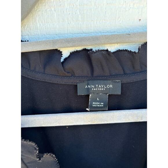 Bundle of TWO Ann Taylor Outlet Sleeveless Blouses, Sz L - Picture 4 of 8